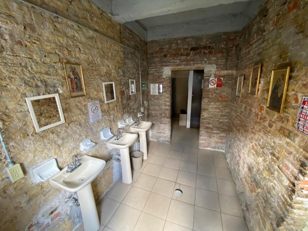Hostal Casa De Arcos Πουέμπλα Εξωτερικό φωτογραφία